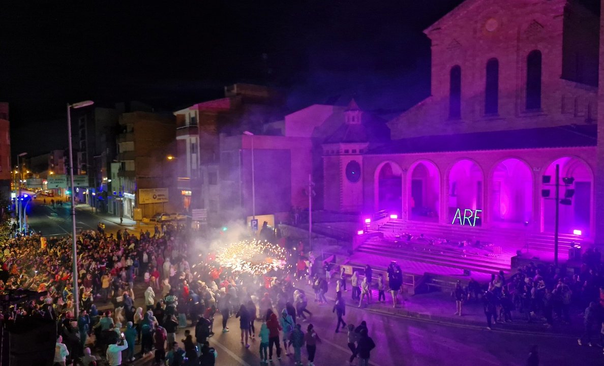 Un espectacle de foc a Mollerussa per la Festa Major de maig. Foto: Ajuntament de Mollerussa