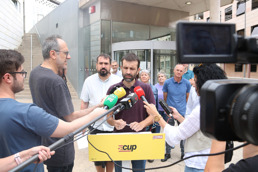 Pau Juvillà, a les portes dels jutjats de Lleida. Foto: ACN