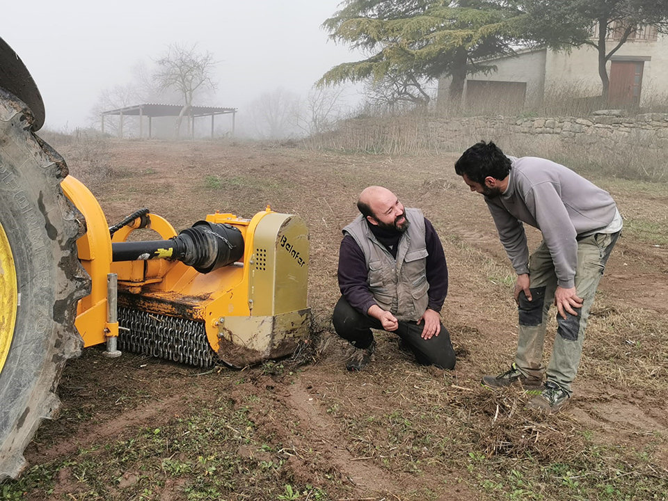 El mentor transmetrà, amb la seva experiència, maneres de fer i aclariments a dubtes del jove o la jove mentorats - Foto: Cedida