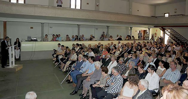 L'alcalde del Poal, Rafel Panadès va dirigir unes paraules als vilatans.